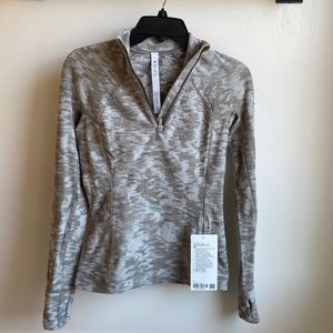 Lululemon “It’s Rulu Run 1/2 zip”